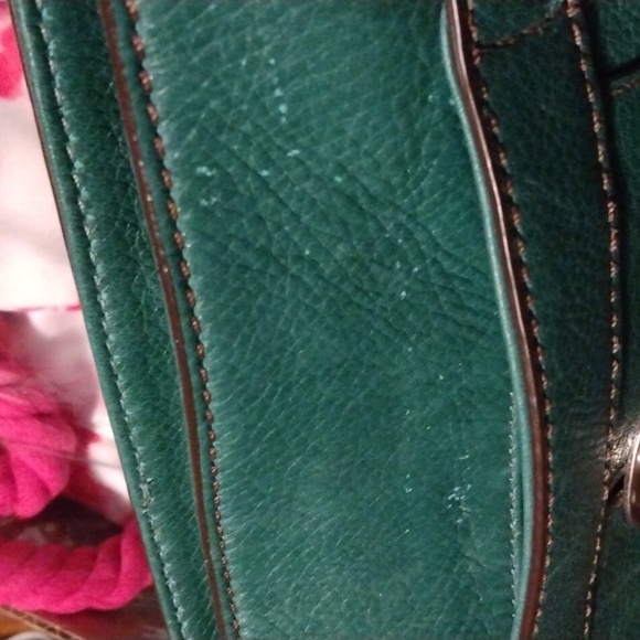 VINTAGE FOSSIL LEATHER PURSE GREEN - Picture 12 of 17